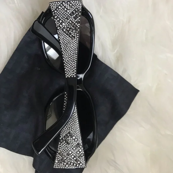 Fendi crystal detail sunglasses RARE - Picture 5 of 7